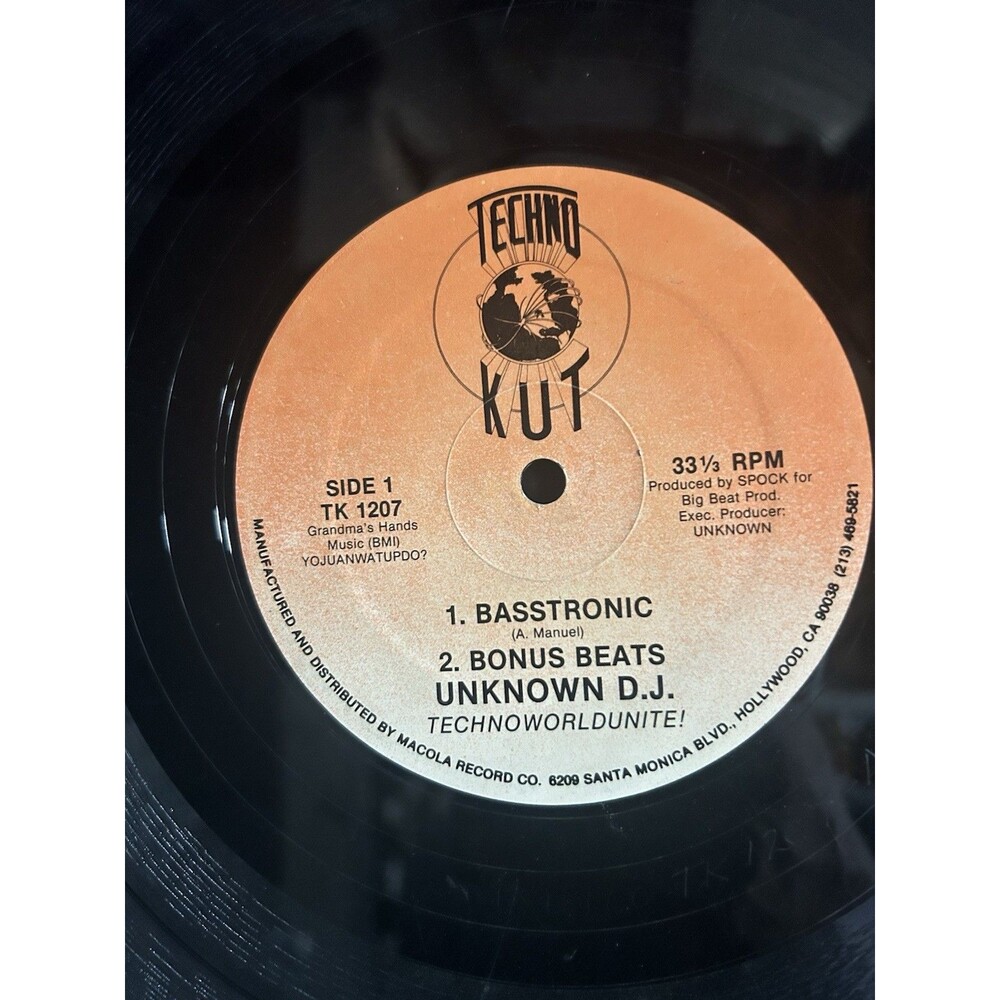 Unknown D.J. - Basstronic 12" - Techno Kut - Vinyl Bass Electro